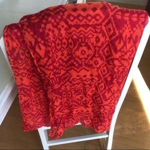 Maroon and orange scarf